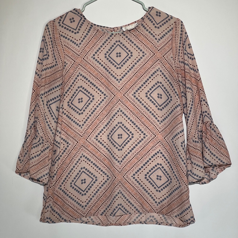 Finn & Grace Pink Blue Geometric Diamond Print Bell Sleeve Blouse Womens Small